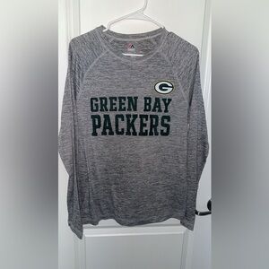 Majestic size medium Green Bay Packers Gray Long Sleeve Shirt